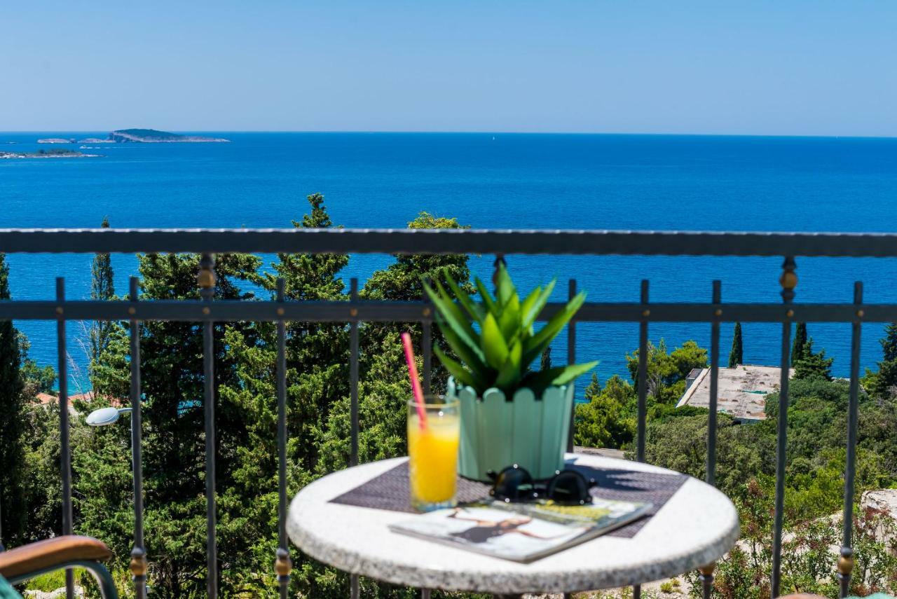 King Suite Mlini Bagian luar foto