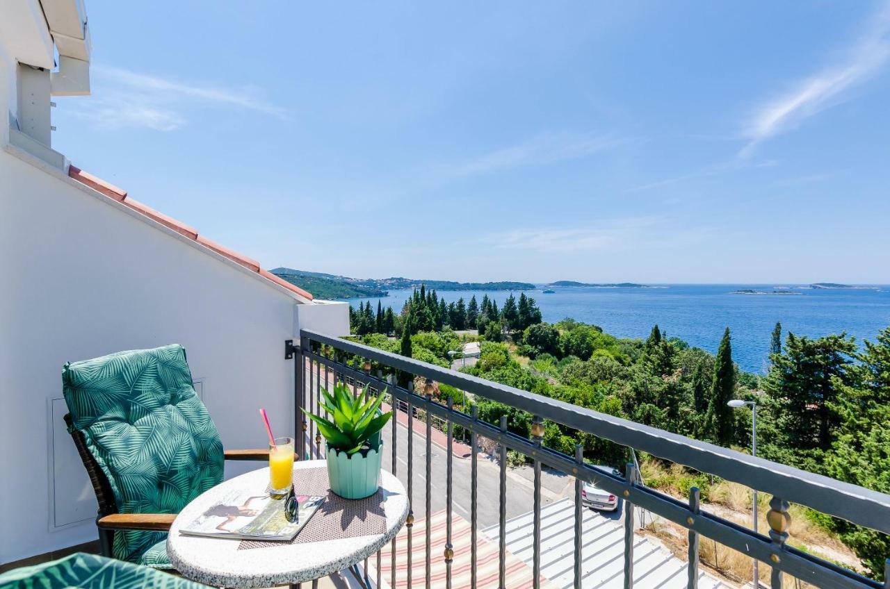 King Suite Mlini Bagian luar foto